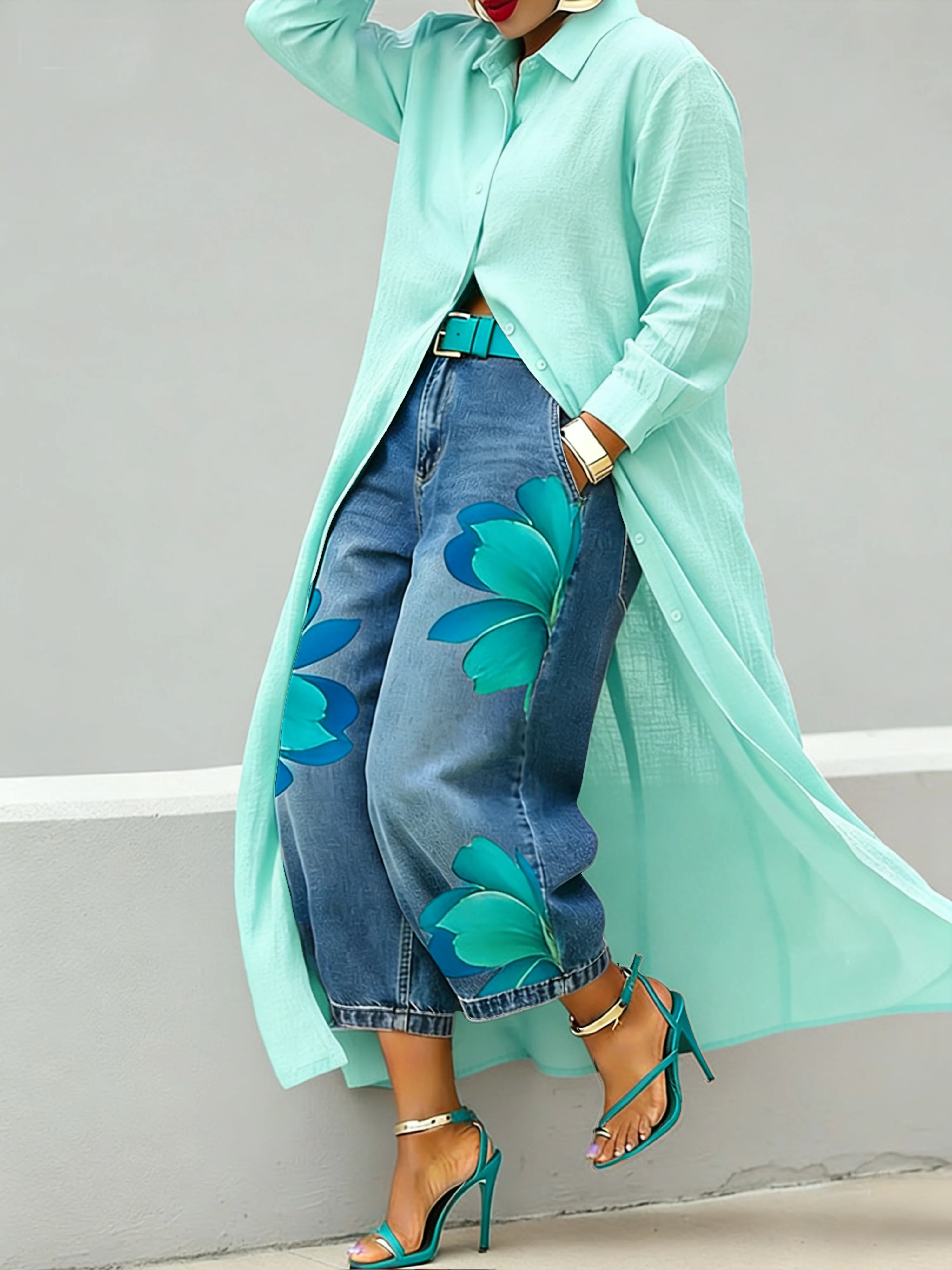 Floral-print wide-leg jeans detail