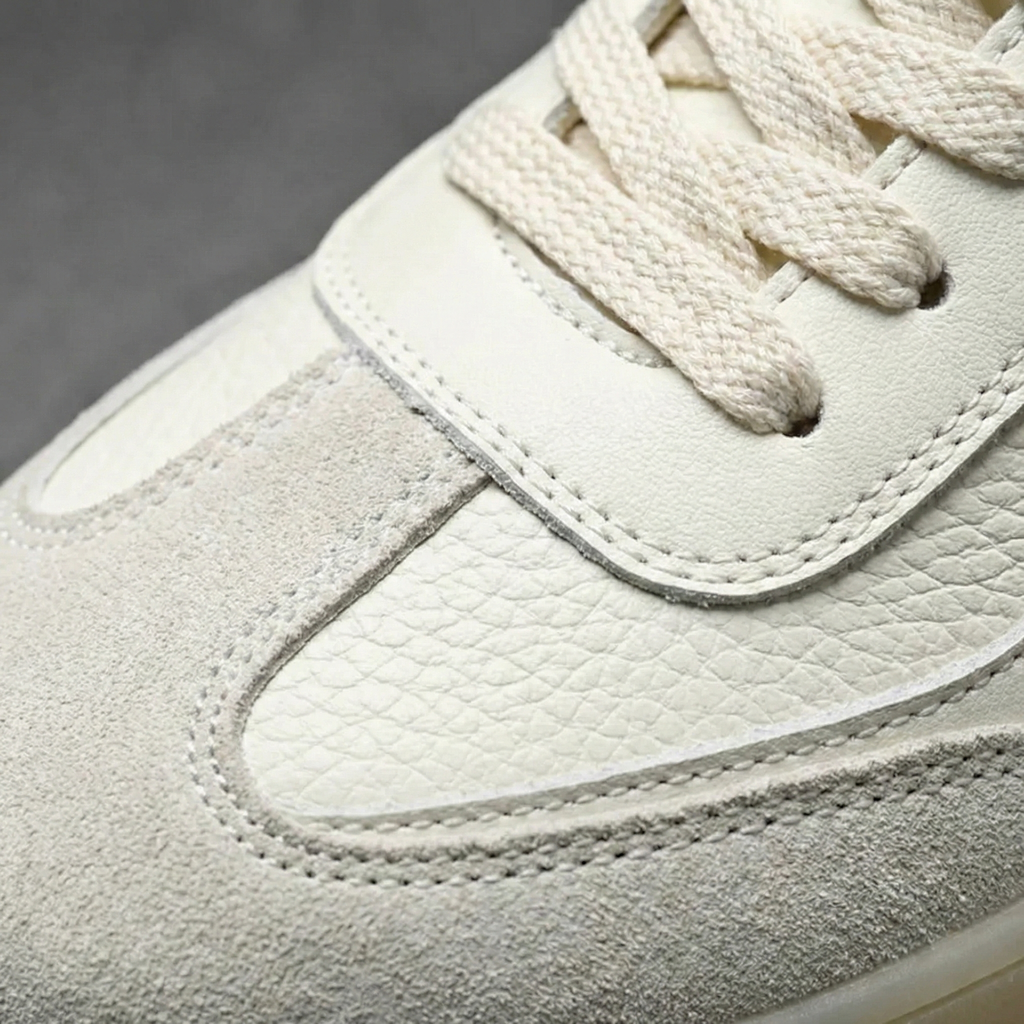 Ace Collection | Casual Sneakers with Premium Leather Design | Lightweight & Breathable for Everyday Comfort
