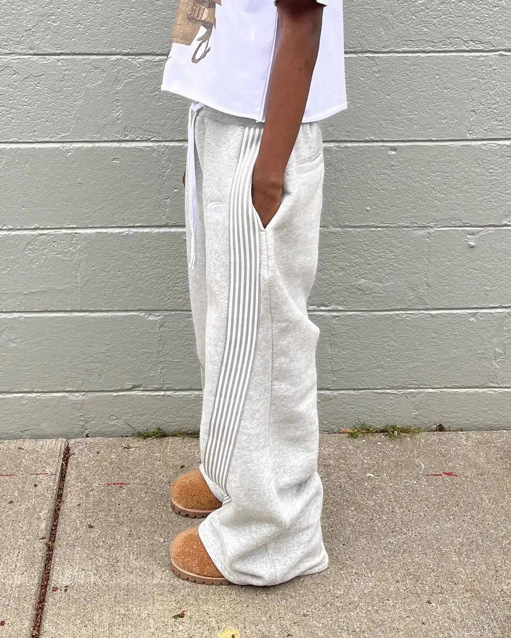 Retro-Stripe Joggers — Breathable Loose-Fit Sweatpants