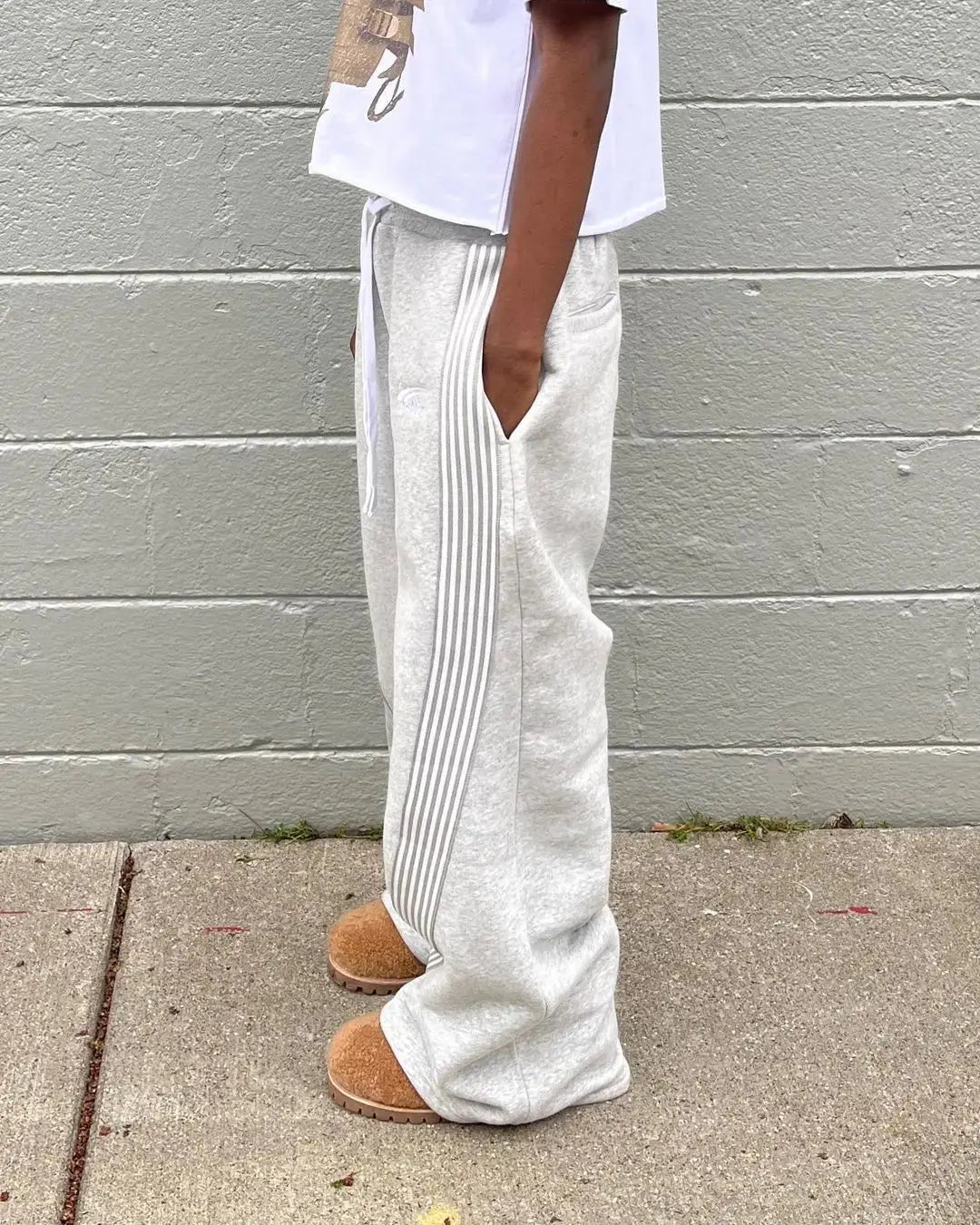 Retro-Stripe Joggers — Breathable Loose-Fit Sweatpants