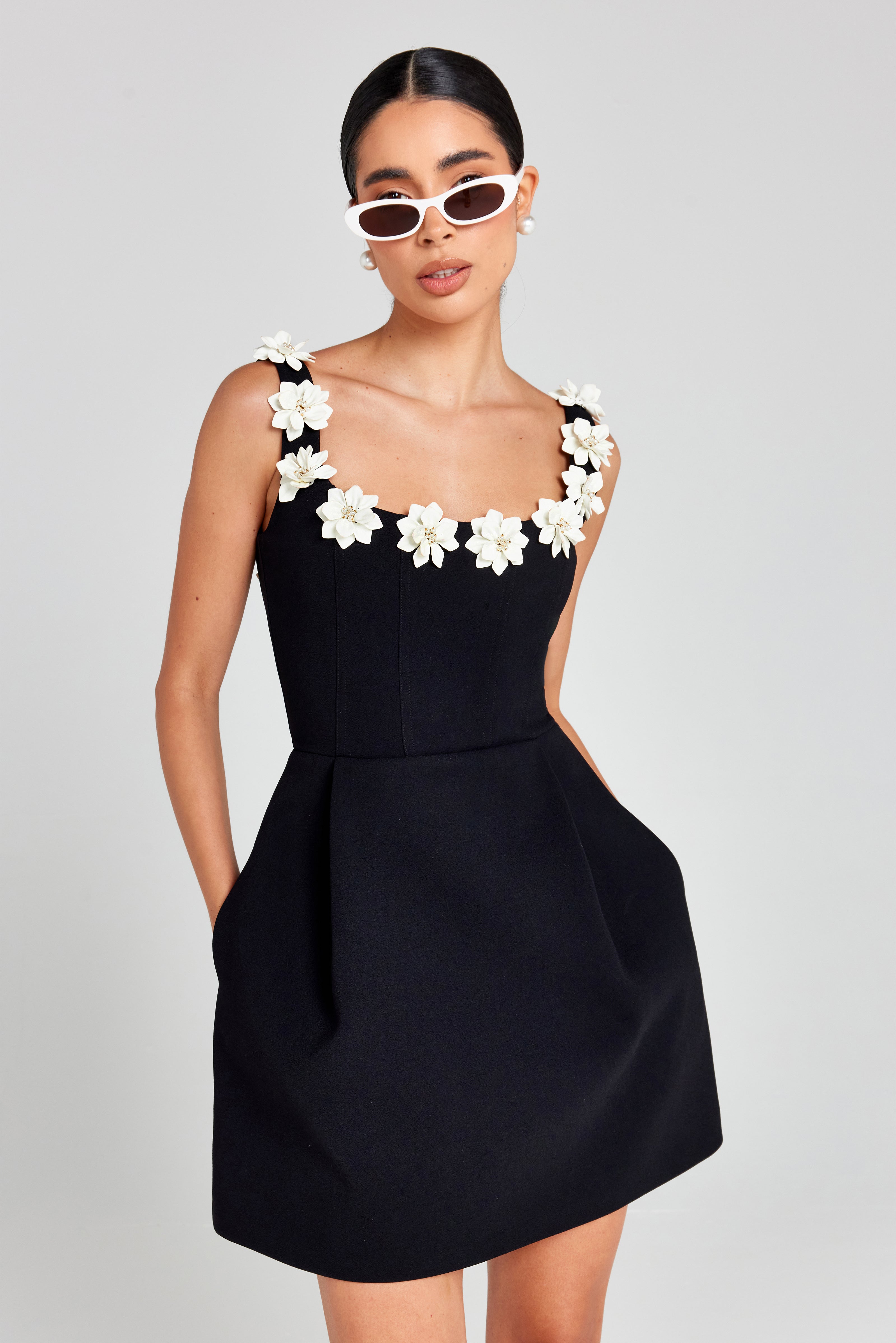 Floral Appliqué Mini Dress — Fitted Bodice with Pockets