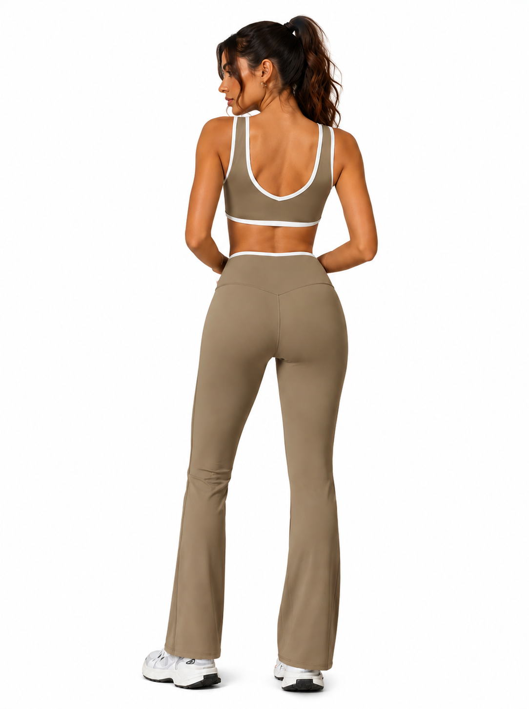 Seamless yoga activewear set on model