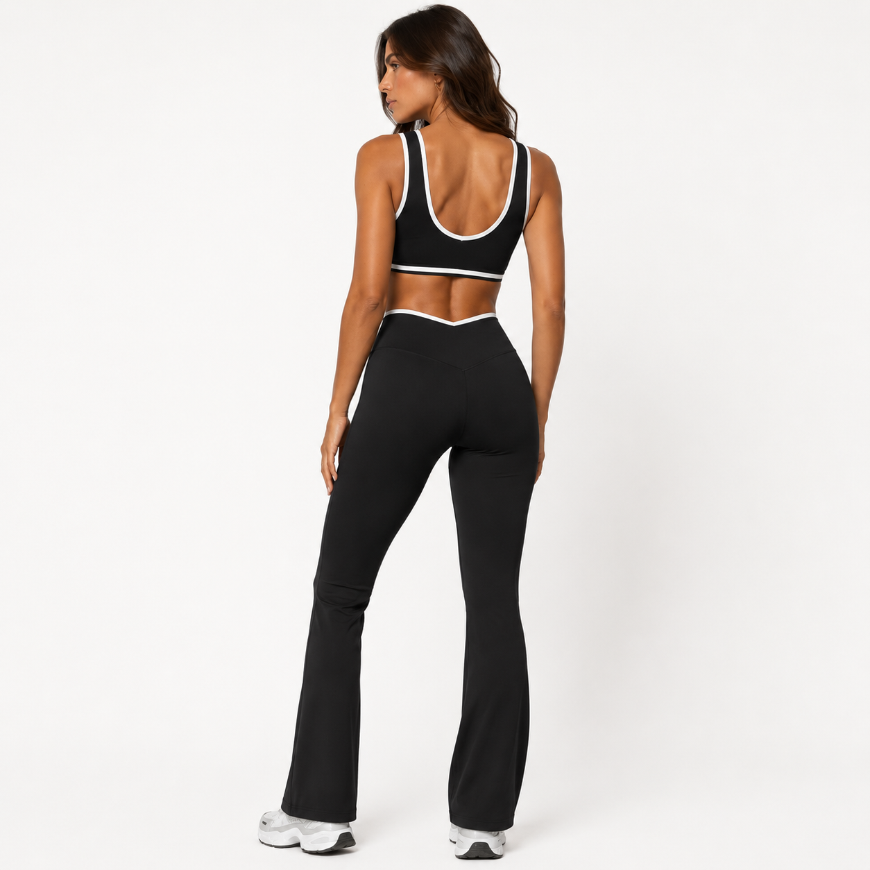 Seamless yoga activewear set detail