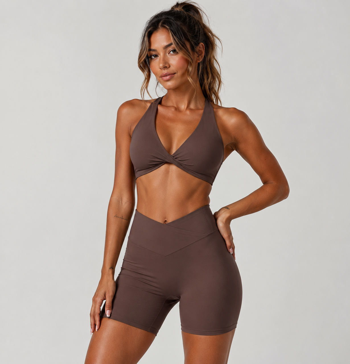 Women's matching activewear set in Brown