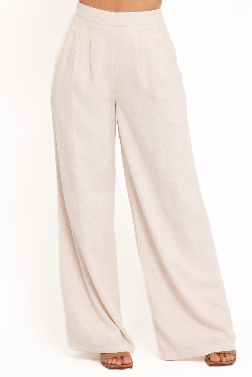 Chic Collection | Wide Leg Pants with High Rise & Pleat Detail | Stylish Comfort for Effortless Elegance