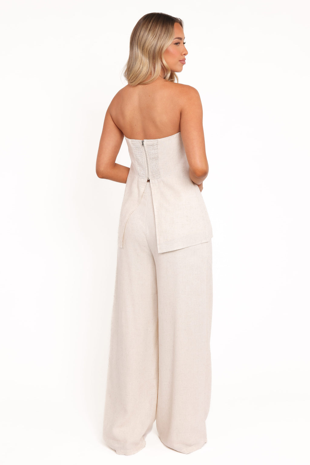 Chic Collection | Wide Leg Pants with High Rise & Pleat Detail | Stylish Comfort for Effortless Elegance