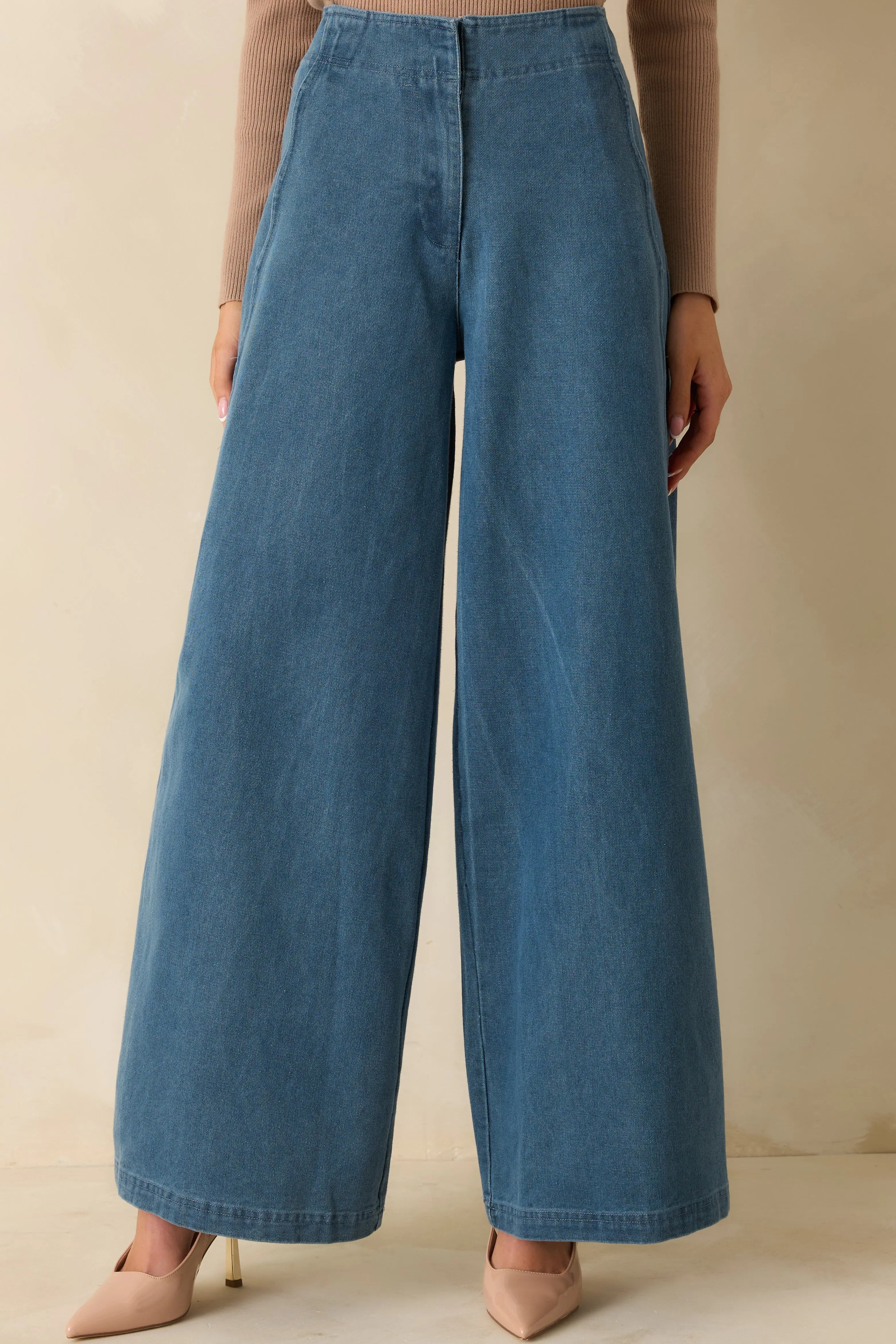 Women's Curve Appeal Medium Wash Scalloped Edge Wide Leg Jeans | 100% Cotton 4