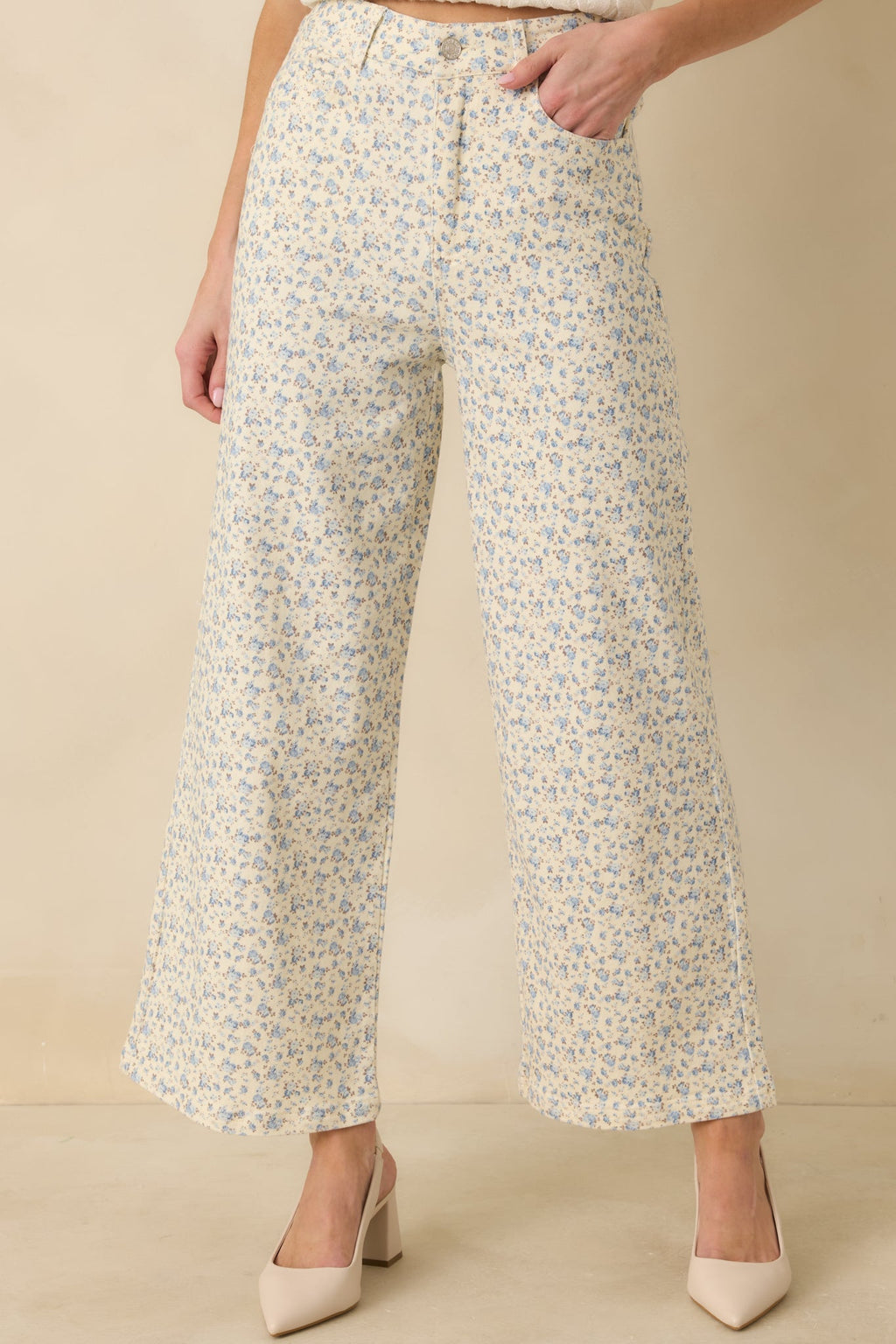 Women's Easy Moments Light Blue Floral Cotton Wide Leg Jeans | 97% Cotton & 3% Spandex 2