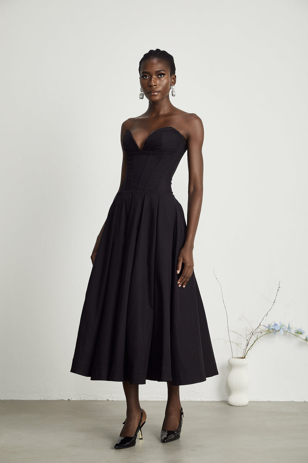 Elegant Black Dress – Off-Shoulder Midi Dress with Pleated...