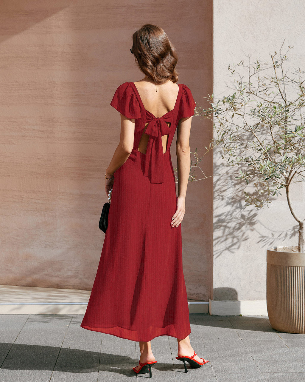 Maxi Dress with Sweetheart Neckline & A-Line Design – Short Sleeves