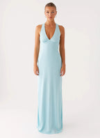 Women's Elegant Halterneck Maxi Dress with Ruched Detailing for Timeless Sophistication - Women's | Halter neckline — fl 1