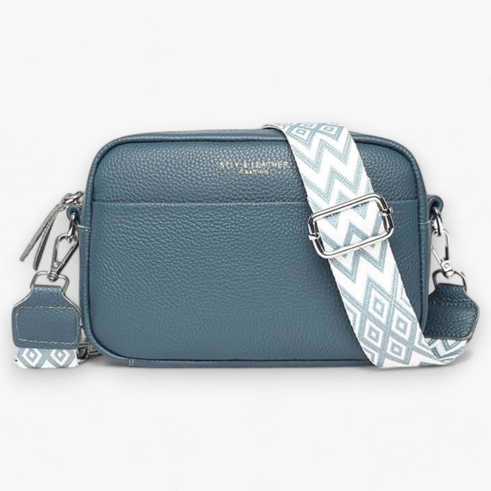 Elegant Leather Crossbody Bag with Adjustable Strap | Stylish Purse for Hands-Free Convenience