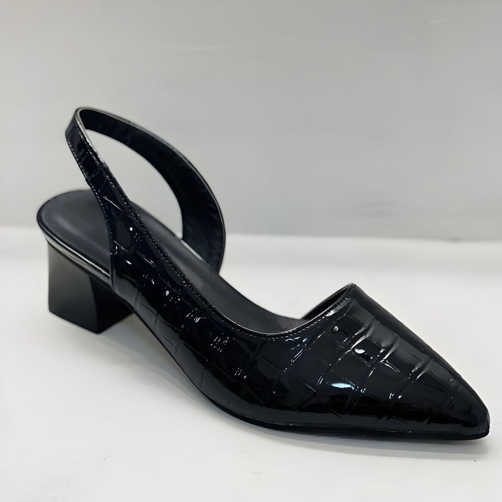 Elegant Orthopedic Shoes with Cushioned Insole for All-Day Comfort