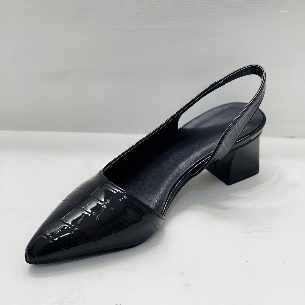 Elegant Orthopedic Shoes with Cushioned Insole for All-Day Comfort
