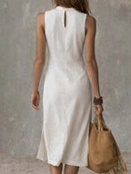 Elegant Plus Size Dress – Midi Style with Mock Neck & Slit Design...