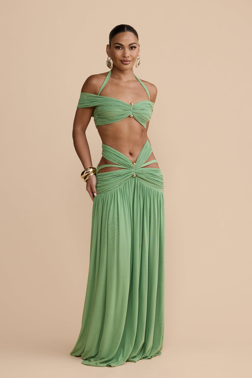 Elegant Sage Off-Shoulder Crop Top with Sweetheart Neckline for Stylish Comfort