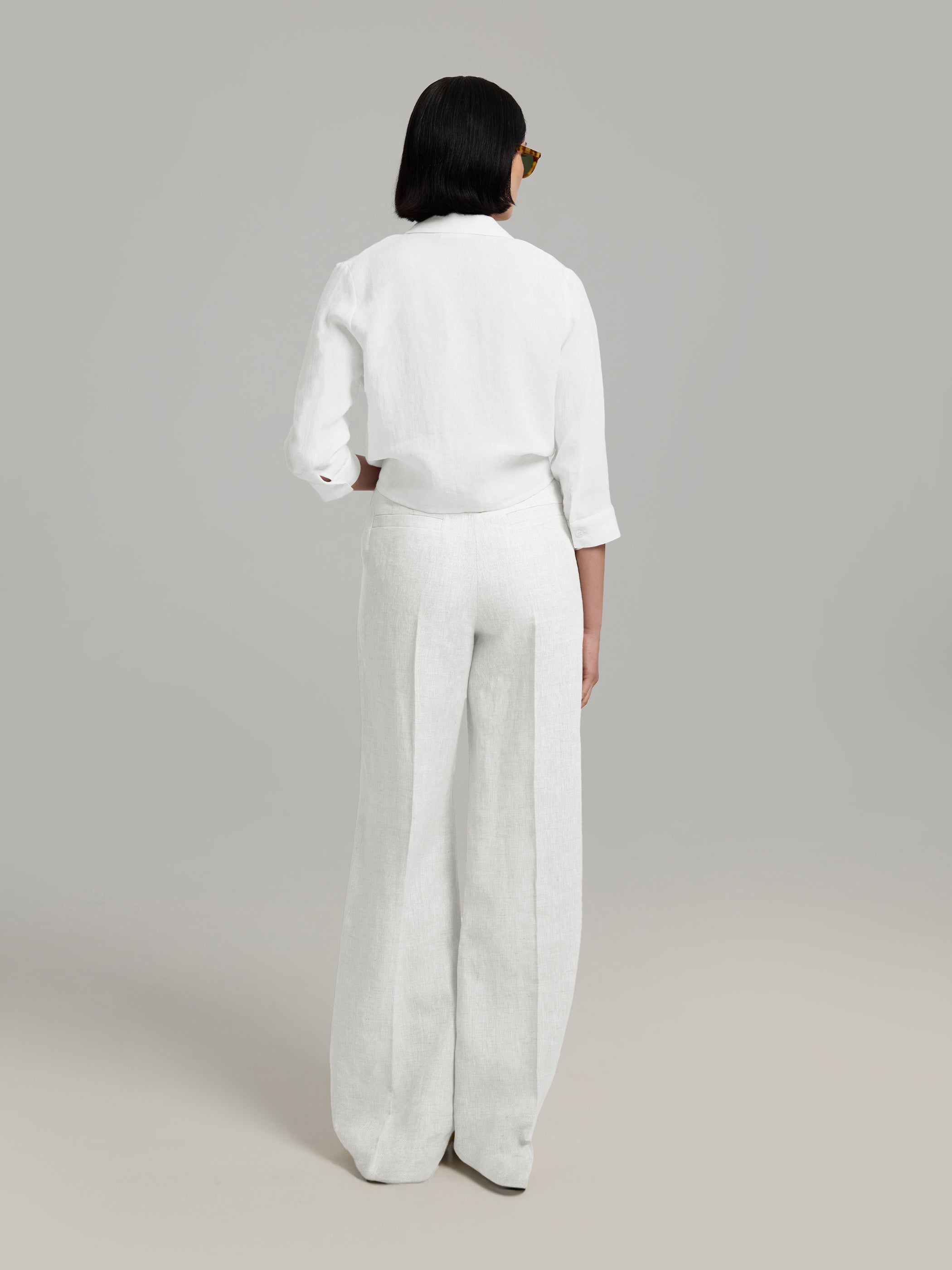 Gisella | Women's White Linen Pants with High Waist & Pressed Pleats | Stylish Comfort for Effortless Elegance