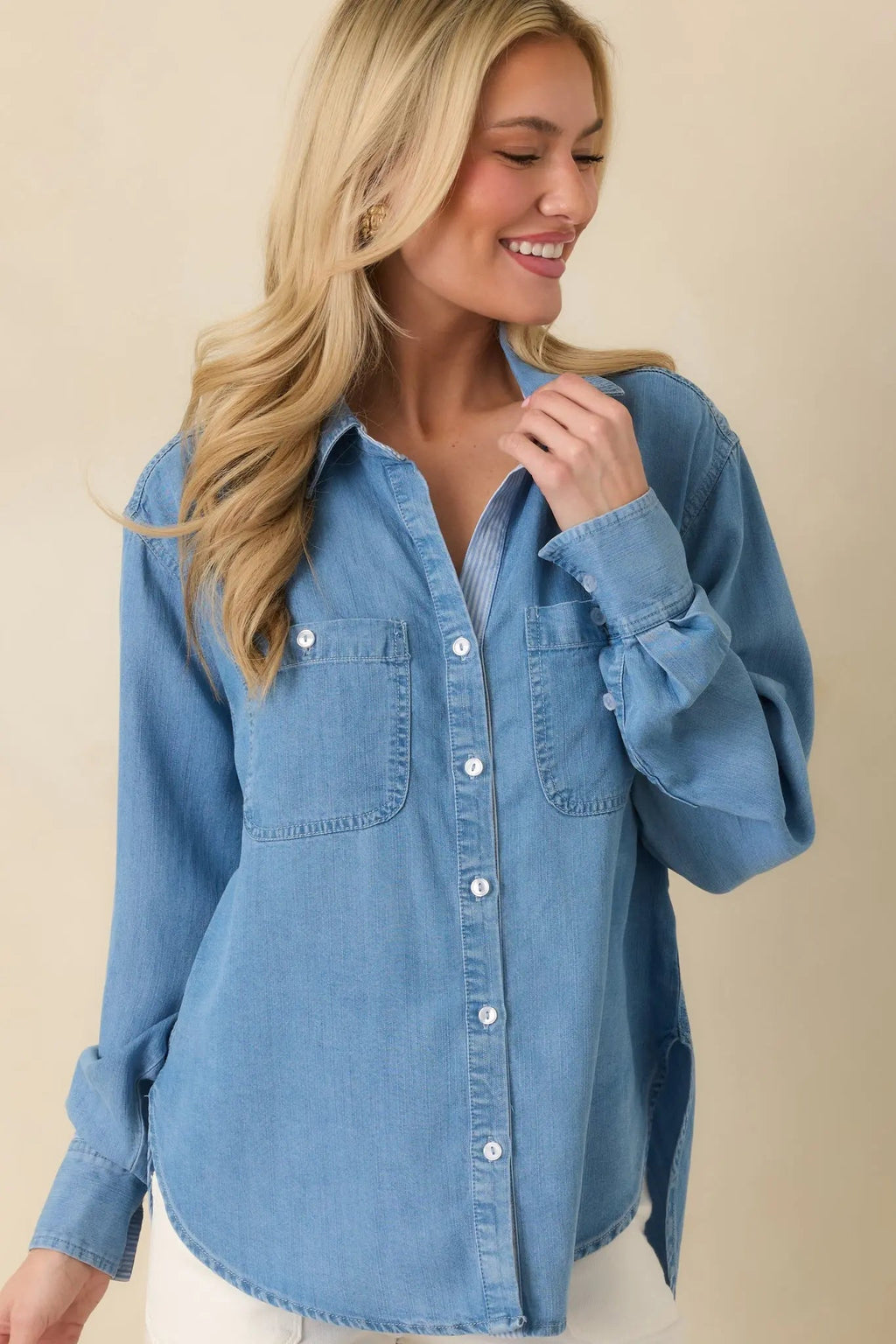 Women's Laid Back Luxe Medium Wash Denim Button-Up Shirt | 100% Tencel 4