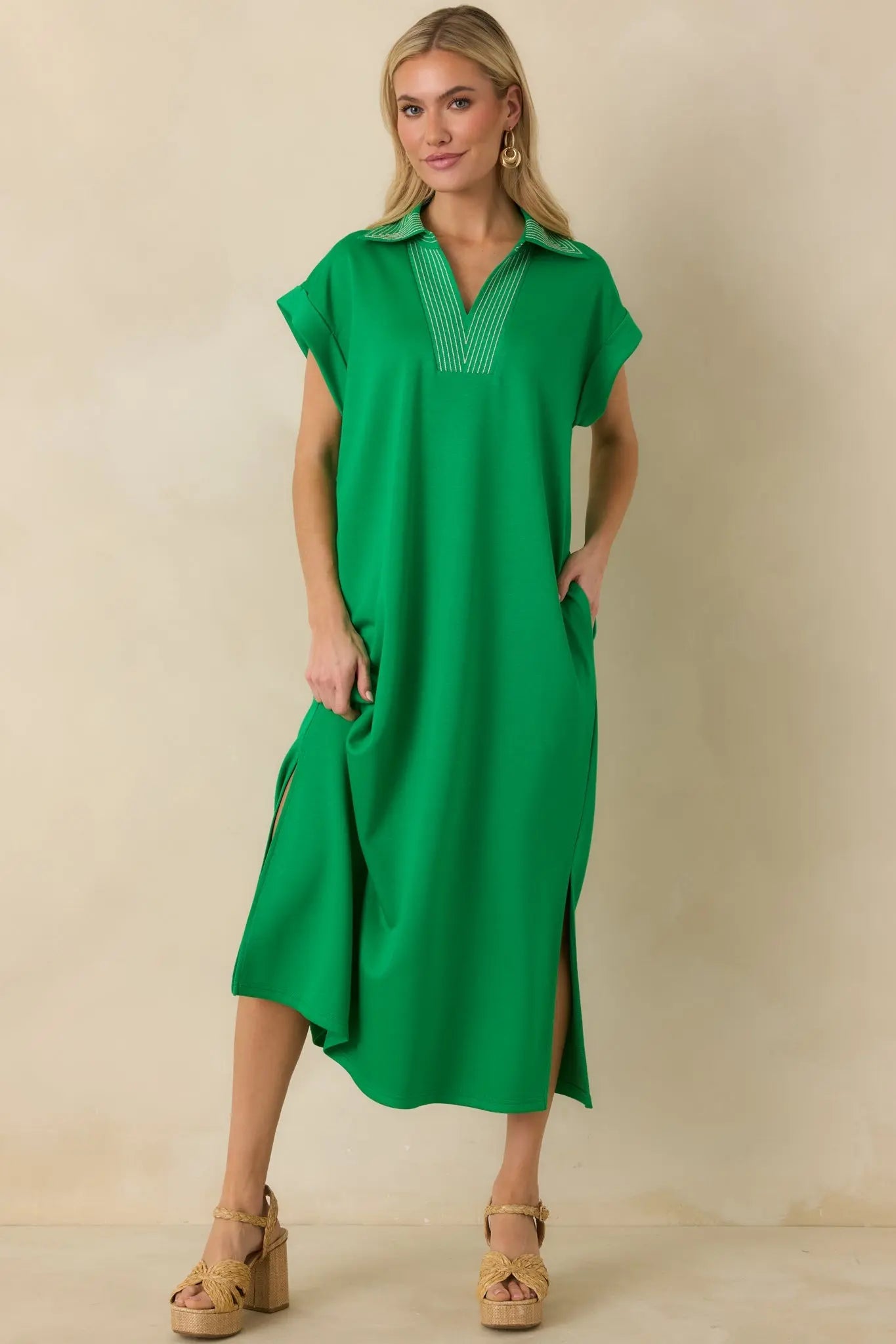 Women's Let It Play Out Green Knit Contrast Detail V-Neck Short Sleeve Midi Dress | 50% Rayon 0