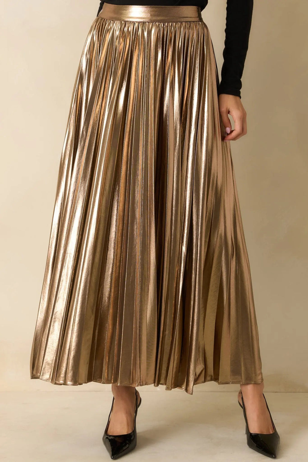 Women's Light the Night Bronze Metallic Pleated Maxi Skirt | 95% Polyester & 5% Spandex 2