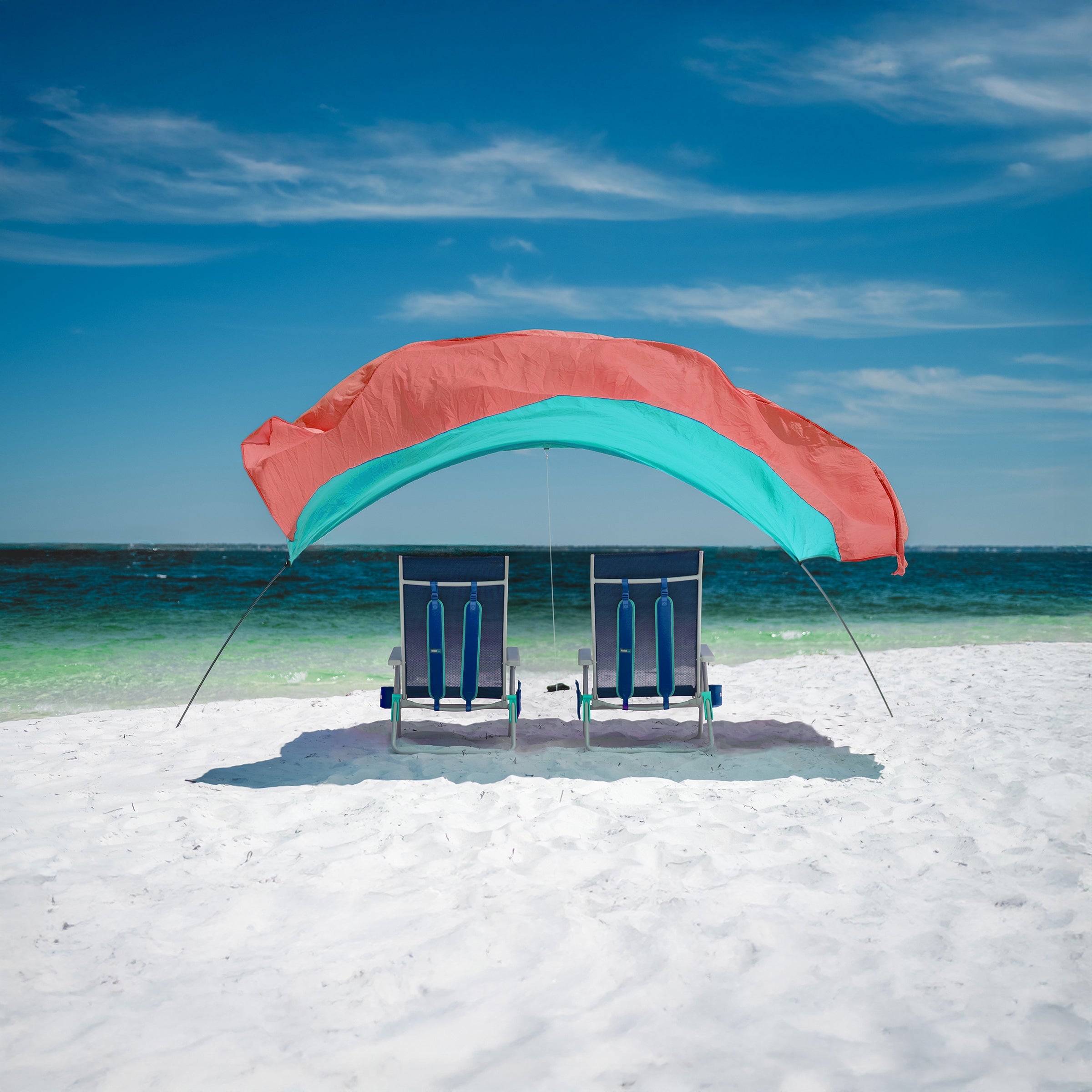 Lightweight Beach Canopy with Wind Assist for Enhanced Stability and Comfort