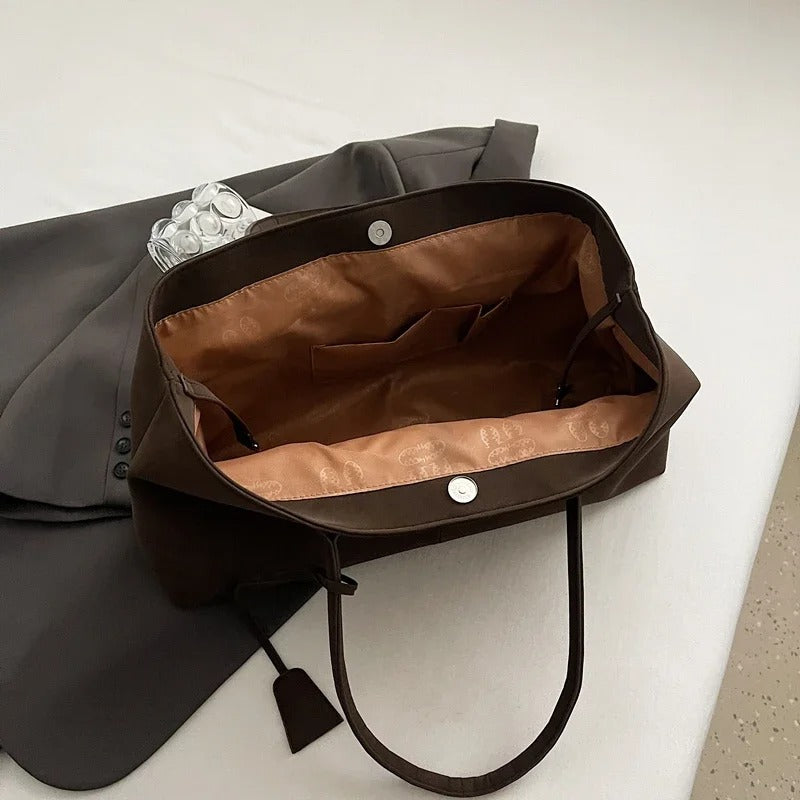 Luxe | Women's Black Tote Bag with Spacious Interior & Ergonomic Handles | Stylish Faux Leather for Everyday Use