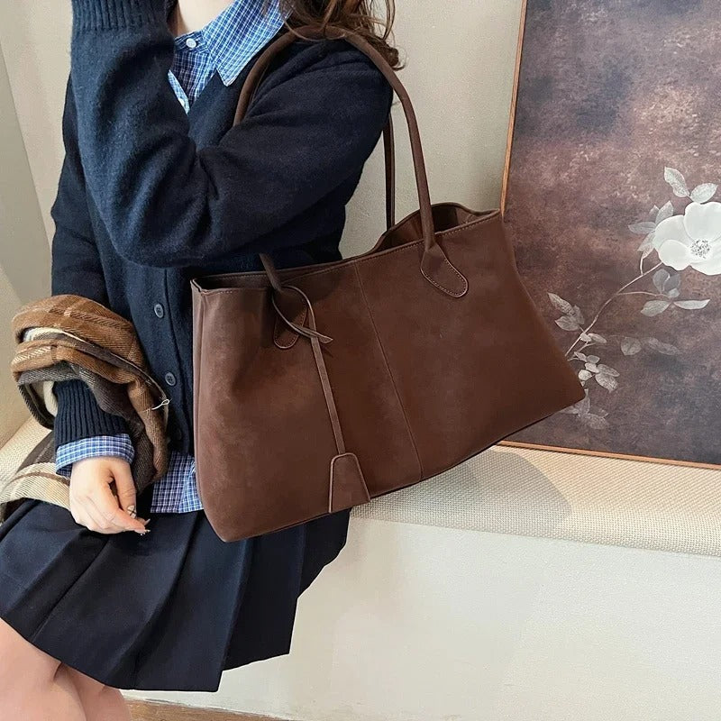 Luxe | Women's Black Tote Bag with Spacious Interior & Ergonomic Handles | Stylish Faux Leather for Everyday Use