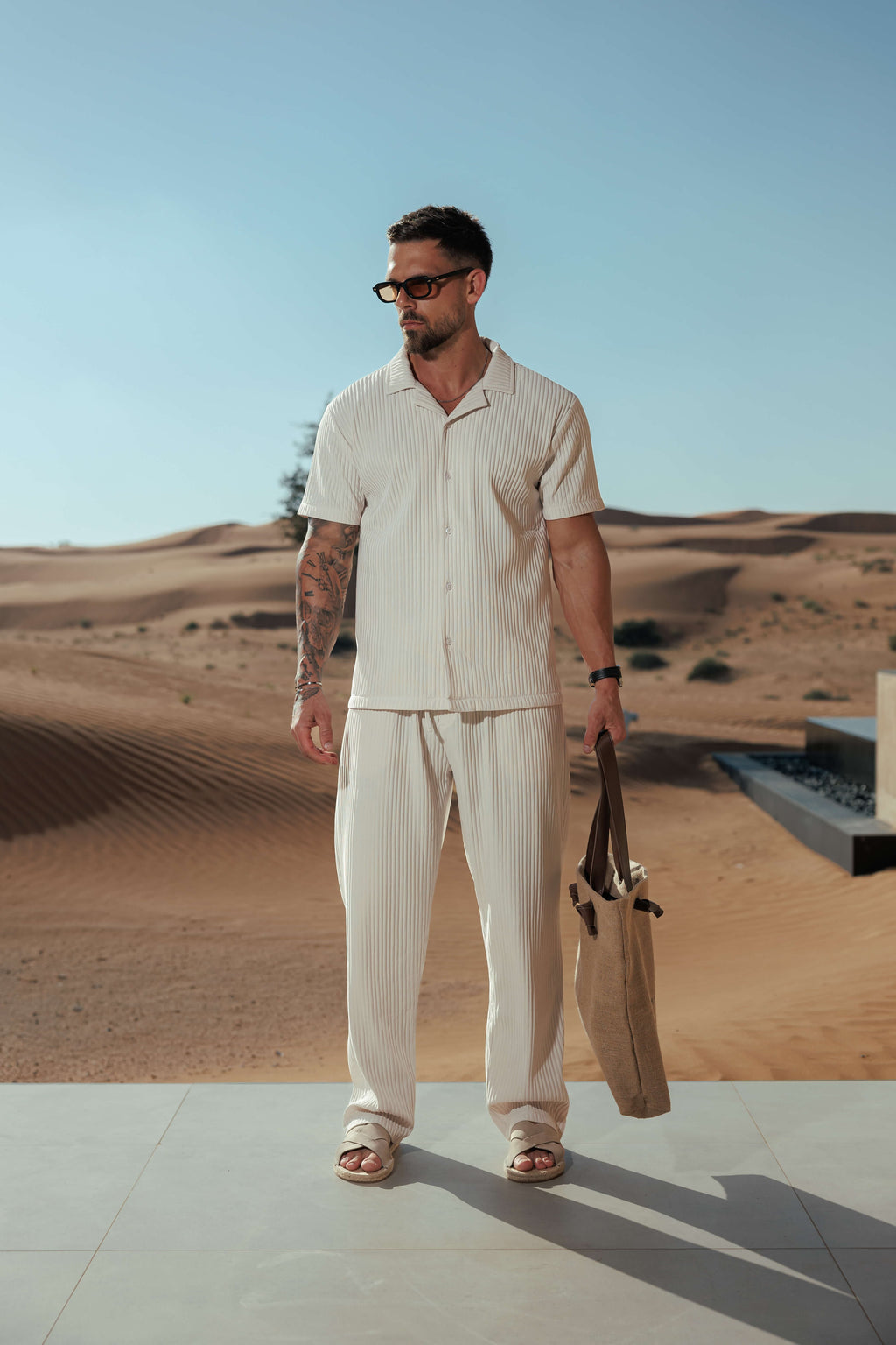 Men's Trousers | Lightweight Pleated Chinos with Adjustable Waist | Comfortable Fit for Everyday Style