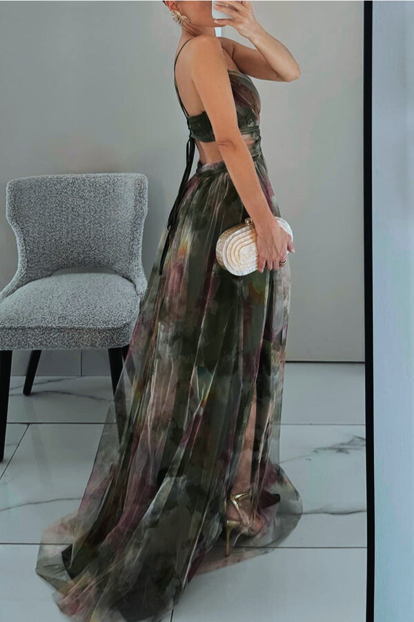 White Maxi Dress with Flowing Silhouette – Elegant Design