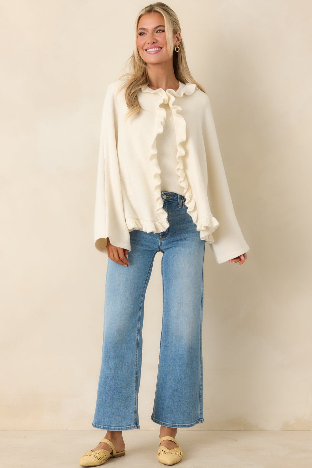 Women's Prosperina Sabrina Ivory Ruffle Cardigan | 65% Polyester 6