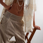 Wide-leg flowy pants