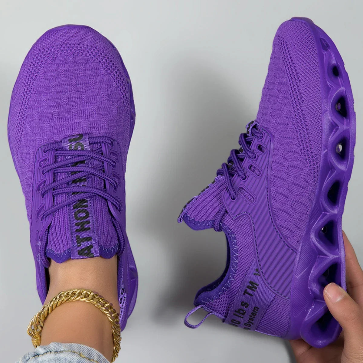 Cushioned comfort sneakers in Purple