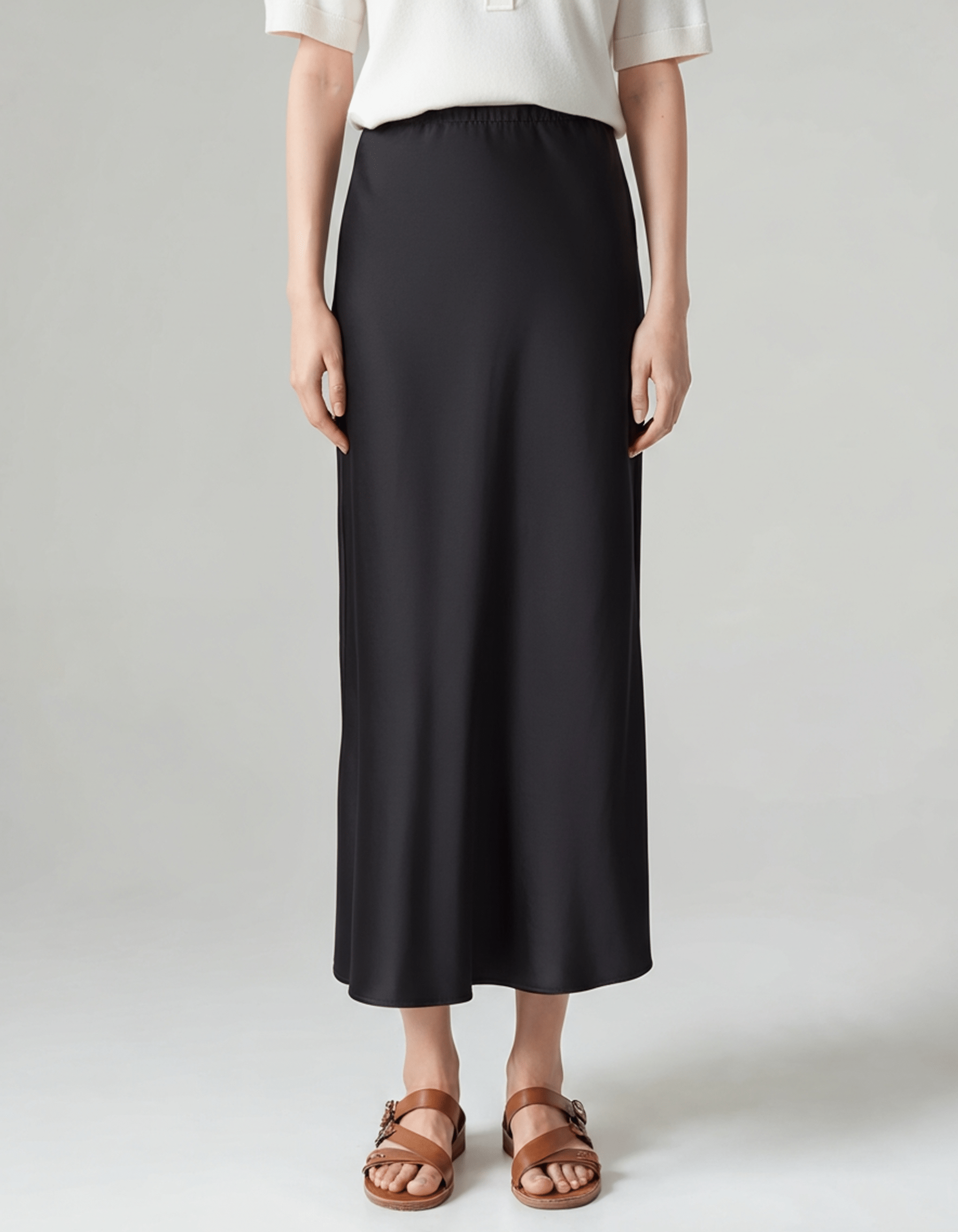 Silk Elegance | Vintage-Inspired Silk Skirt with Flattering Drapes | Timeless Fashion Piece for Every Occasion