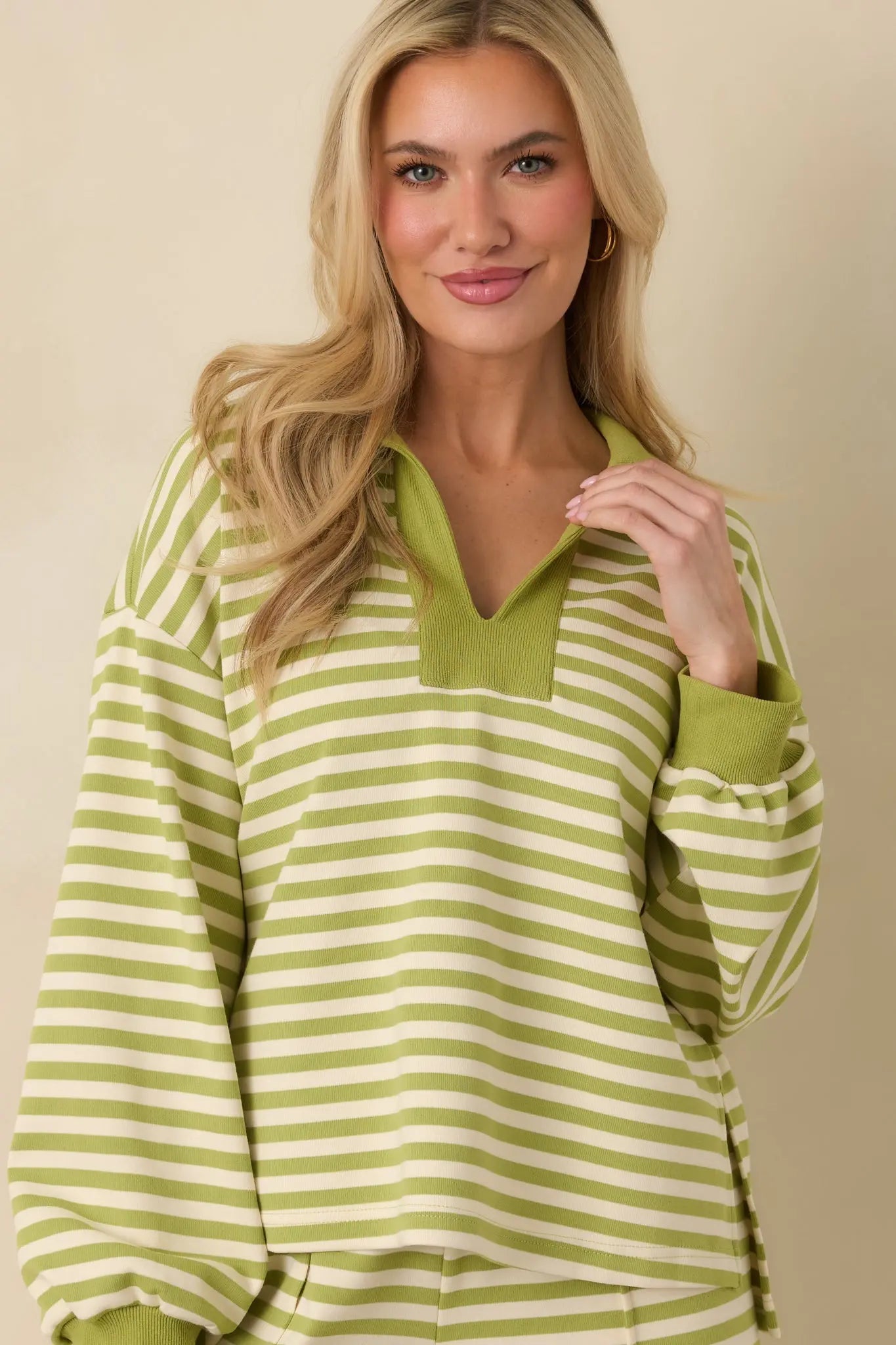 Women's Smooth Strides Matcha Green Stripe Long Sleeve V-Neck Lounge Top | 50% Polyester 5