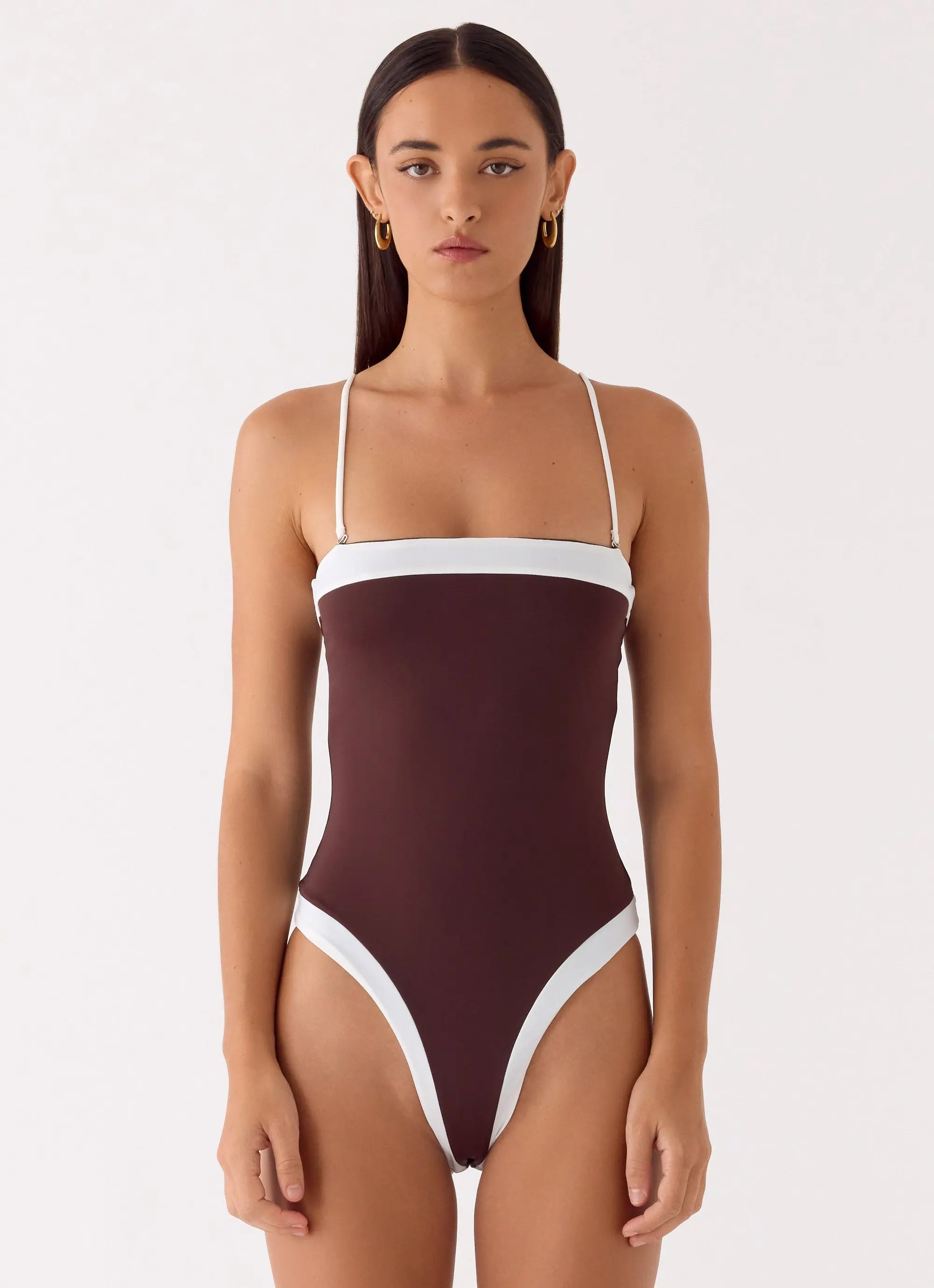 Women's Stylish One Piece Swimsuit with Detachable Strap | Modern Beachwear for Confident Summer Days | Strapless neckli 0