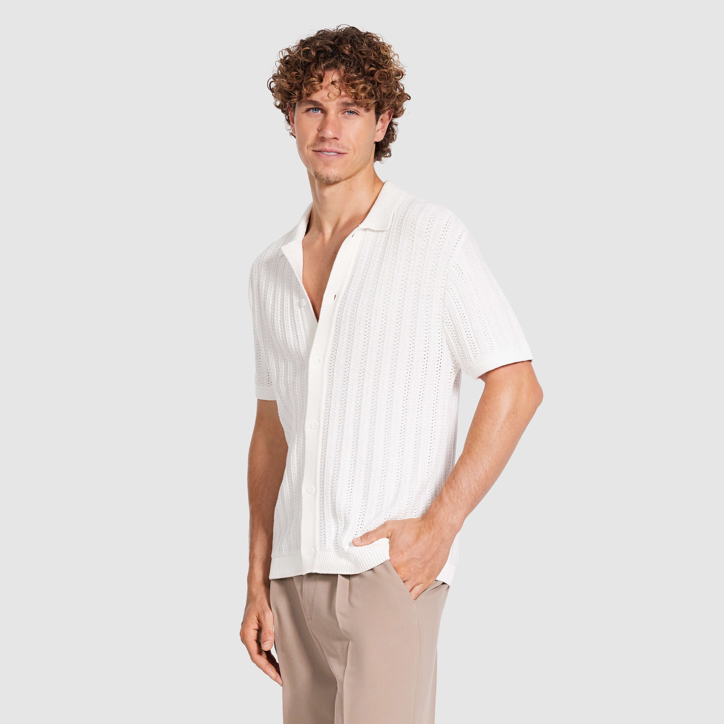 White knit shirt detail