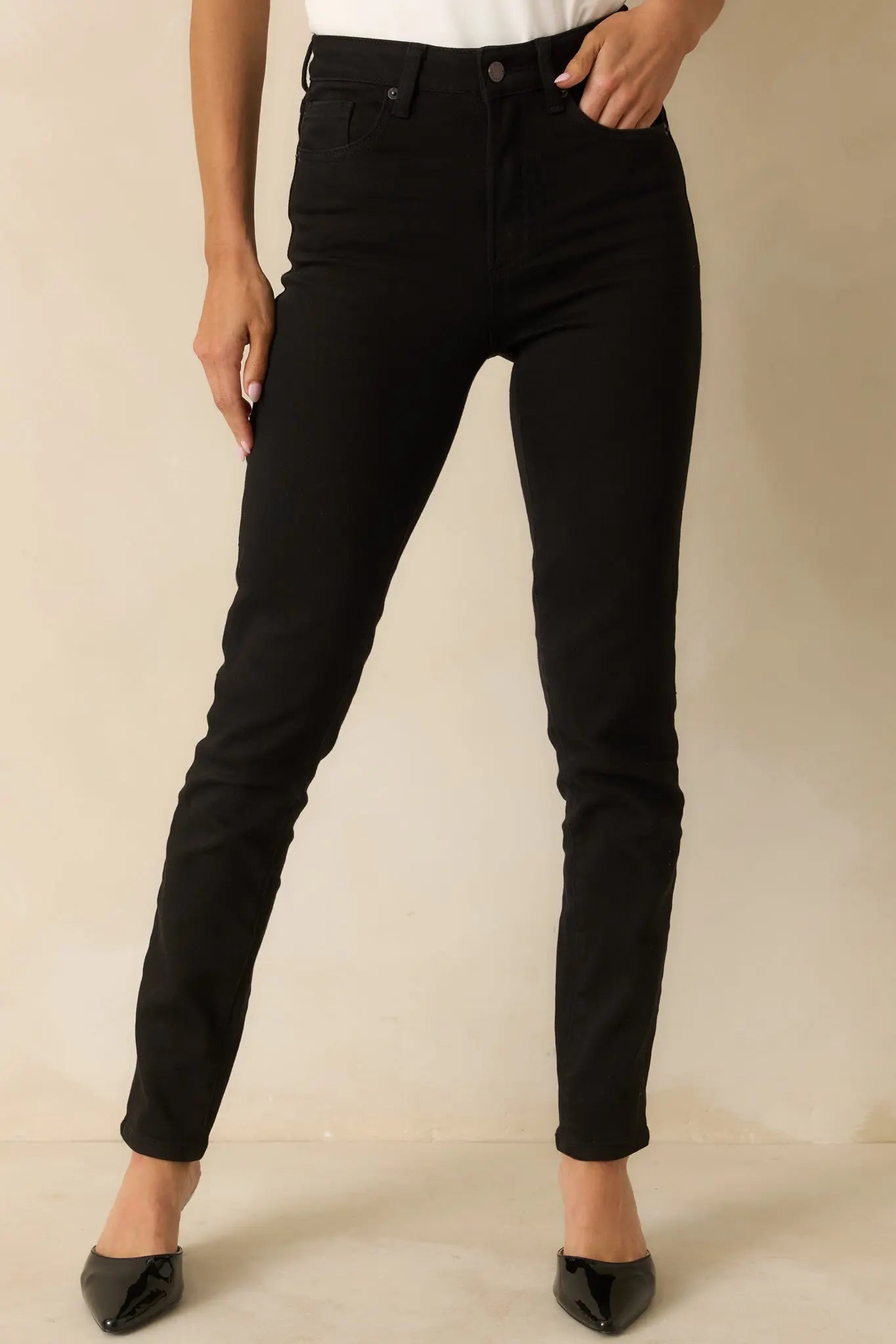 Women's The Edge of It Black Stretch High Waist Jeans | 94.4% Cotton 0