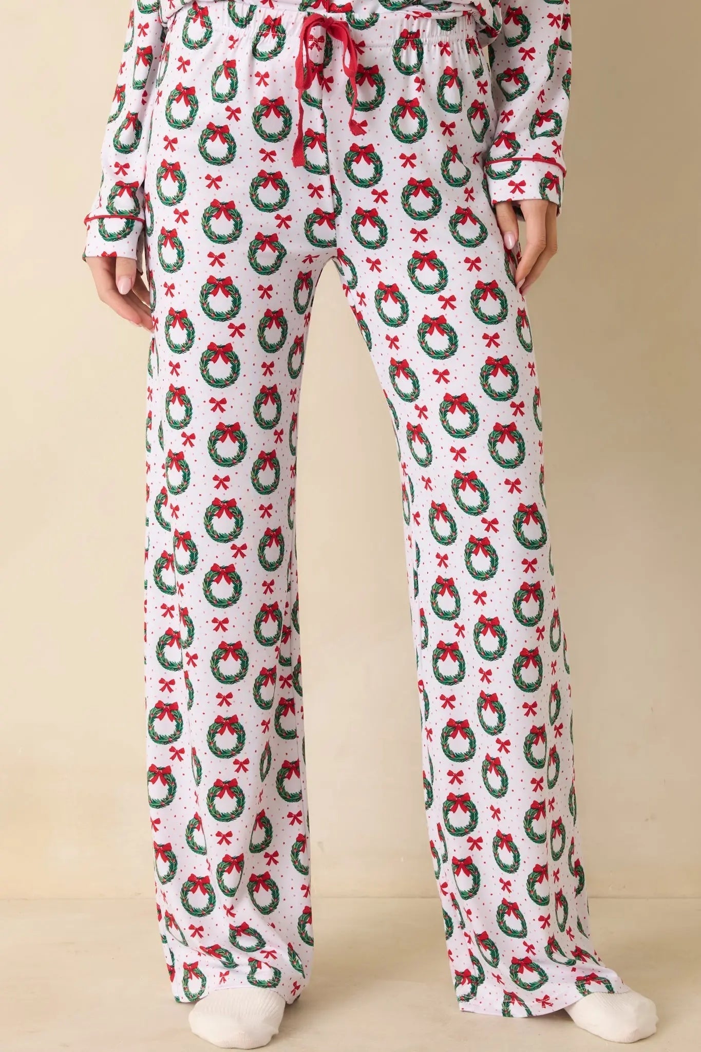 Women's The Merriest Thing White Multi Wreath Pajama Pants | 95% Polyester & 5% Spandex 0