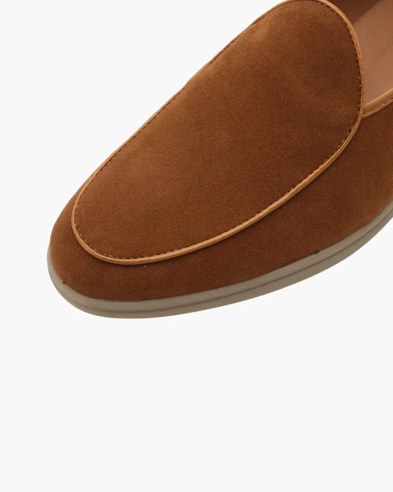 Women's The Stirling Loafer | Crafted from supple full-grain leather for a polis 6