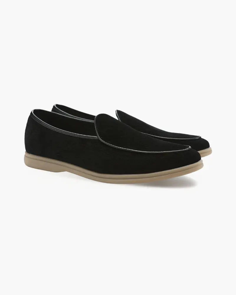 Women's The Stirling Loafer | Crafted from supple full-grain leather for a polis 9