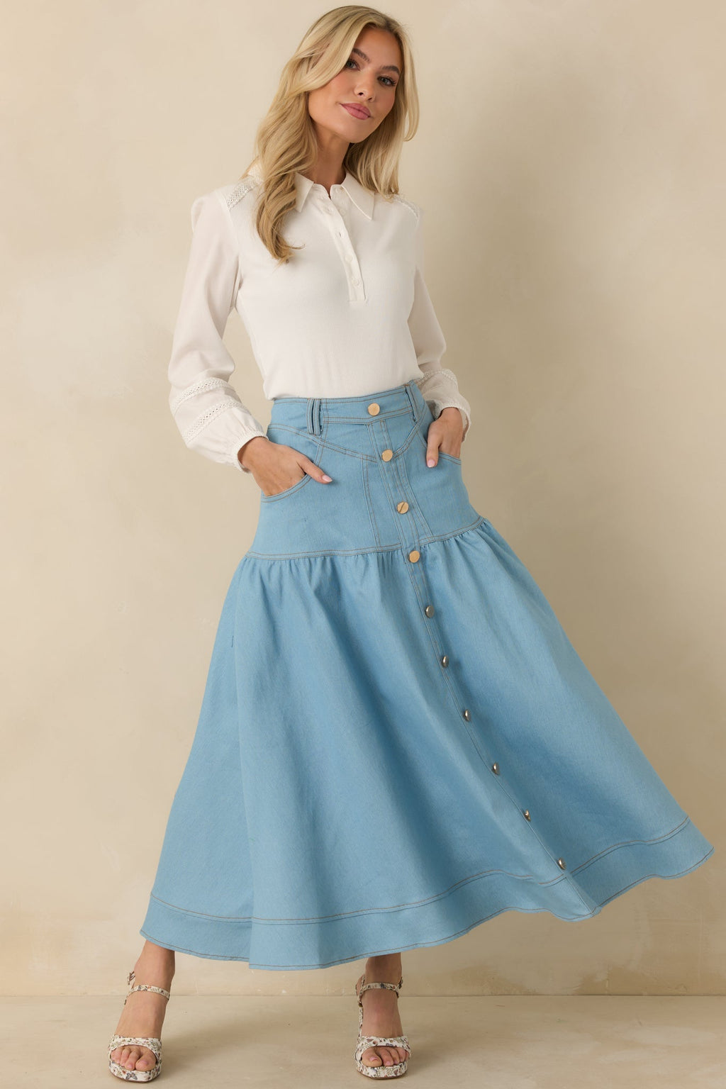 Women's Town & Country Light Wash Denim Button-Down Maxi Skirt | 78% Cotton 3
