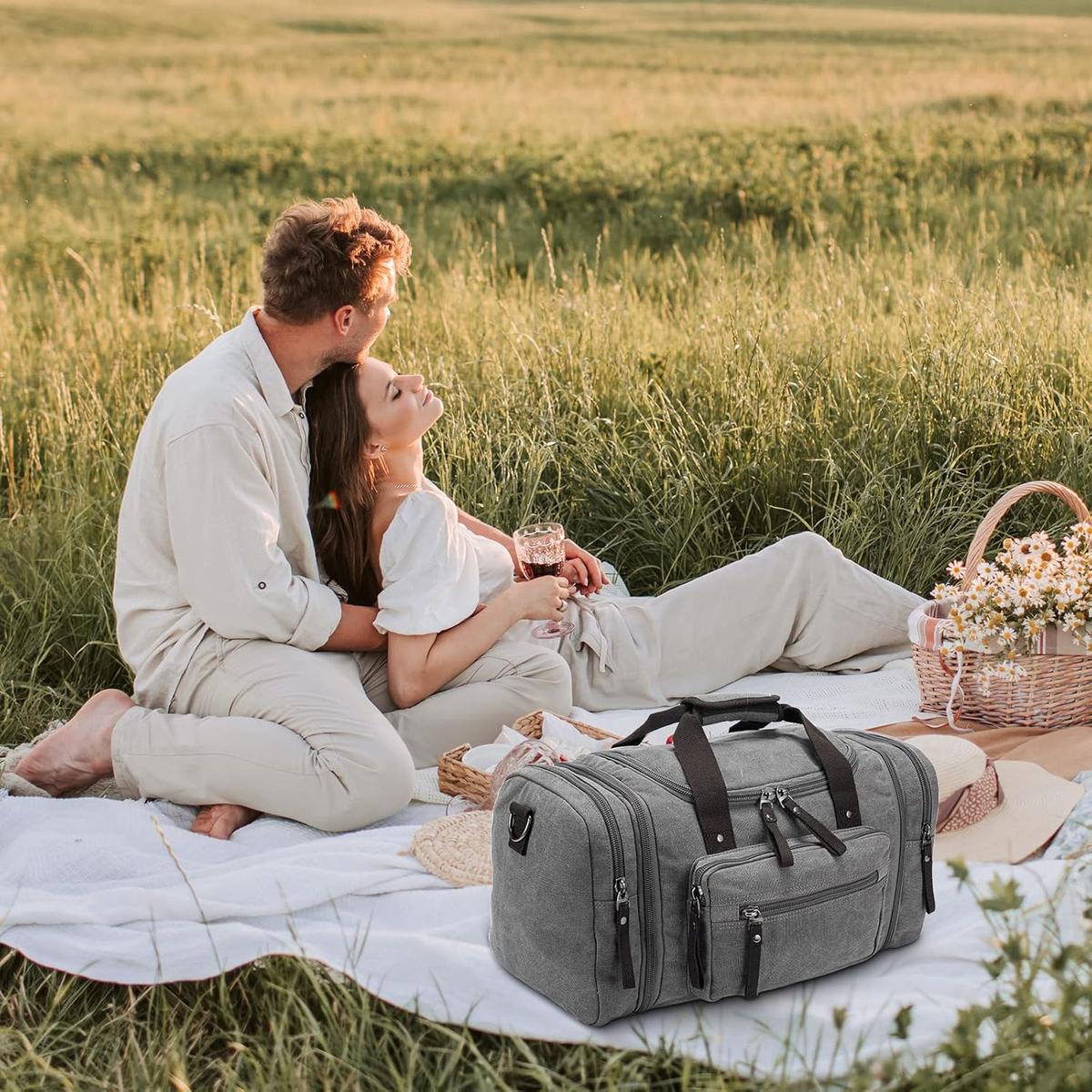 TravelMate | Men's Duffle Bag with Expandable Capacity & Durable Design for Versatile Travel