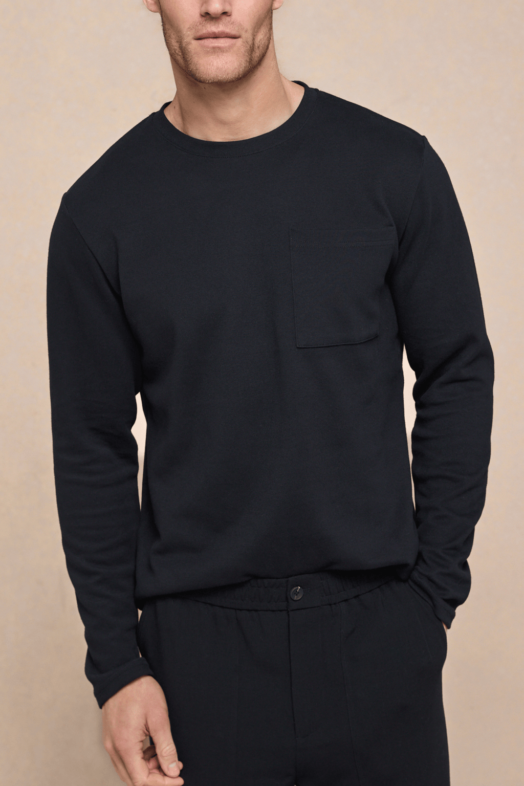 Tyler Collection | Men's Long Sleeve T-Shirt in Black with Premium Fabric | Stylish Comfort for Everyday Wear