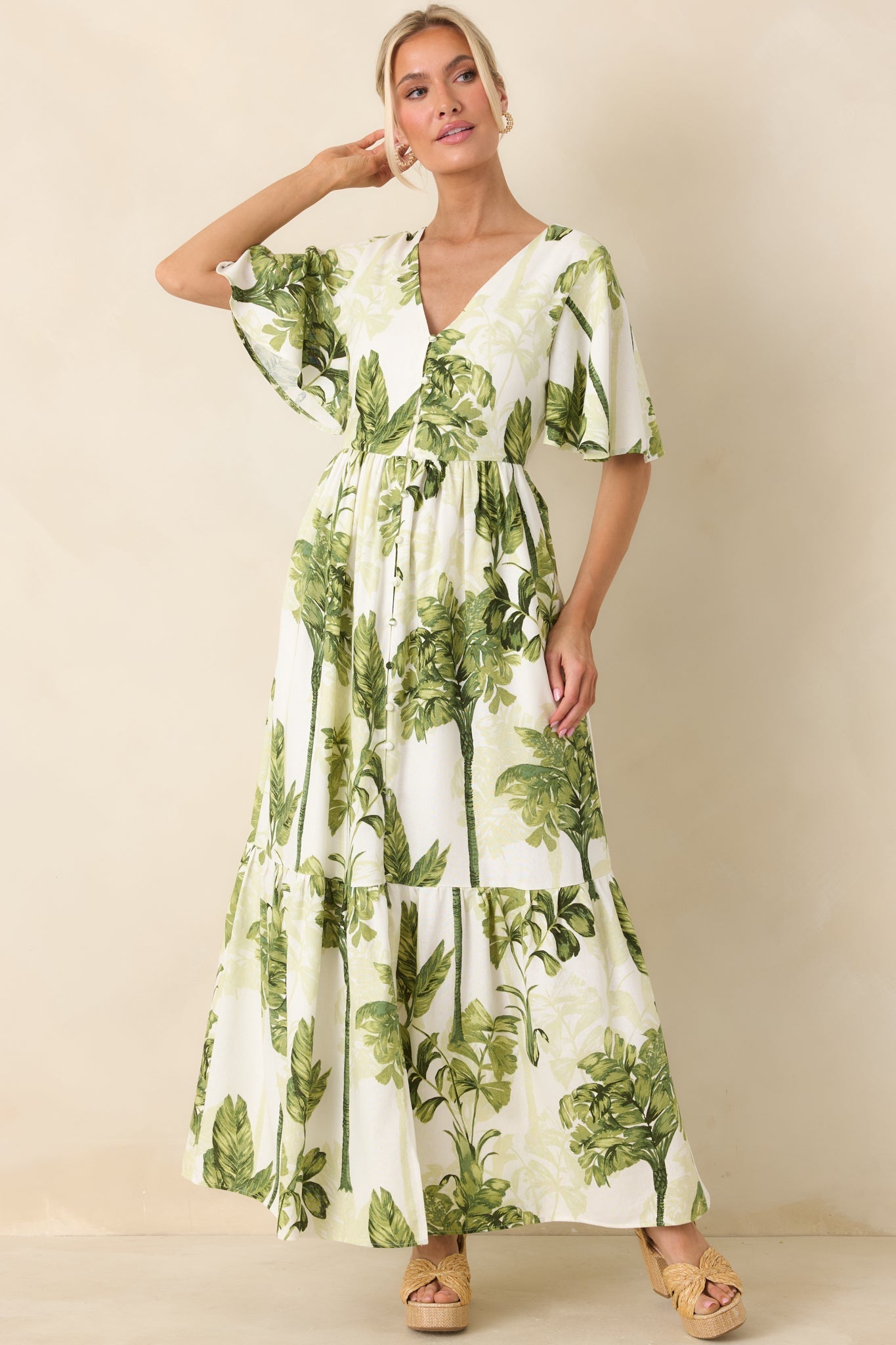 Women's Under Swaying Palms Ivory & Green Tropical Flutter Maxi Dress | 75% Rayon & 25% Linen 2