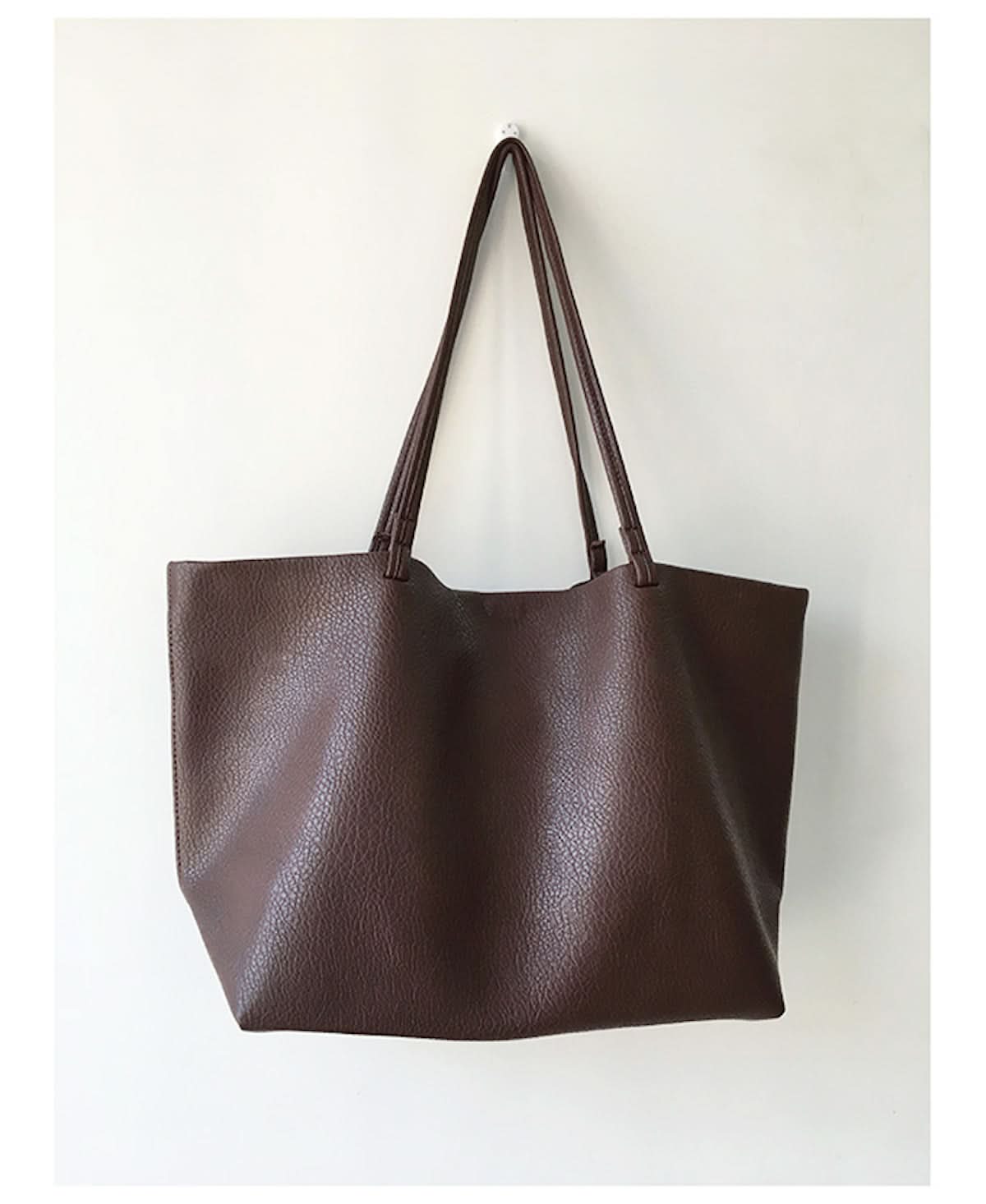 Urban Chic | Large Tote Bag with Scratch-Resistant Design | Stylish Carryall for Daily Use