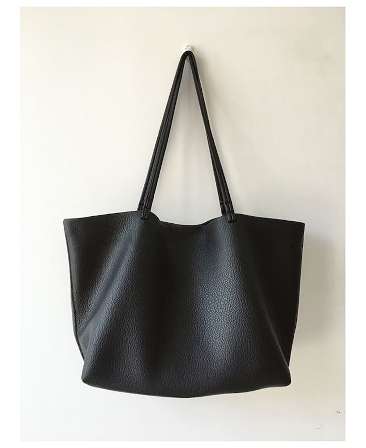 Urban Chic | Large Tote Bag with Scratch-Resistant Design | Stylish Carryall for Daily Use