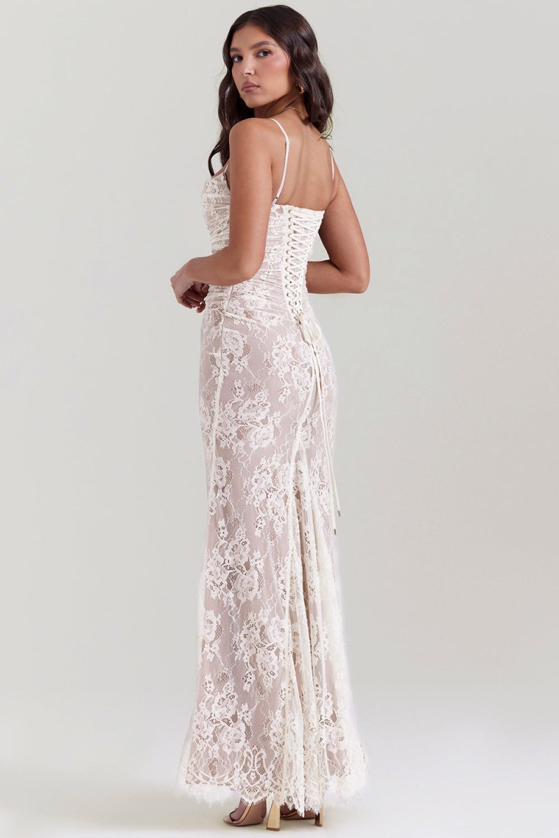 Vintage Elegance – Floral Maxi Dress with Lace Details – Timeless...
