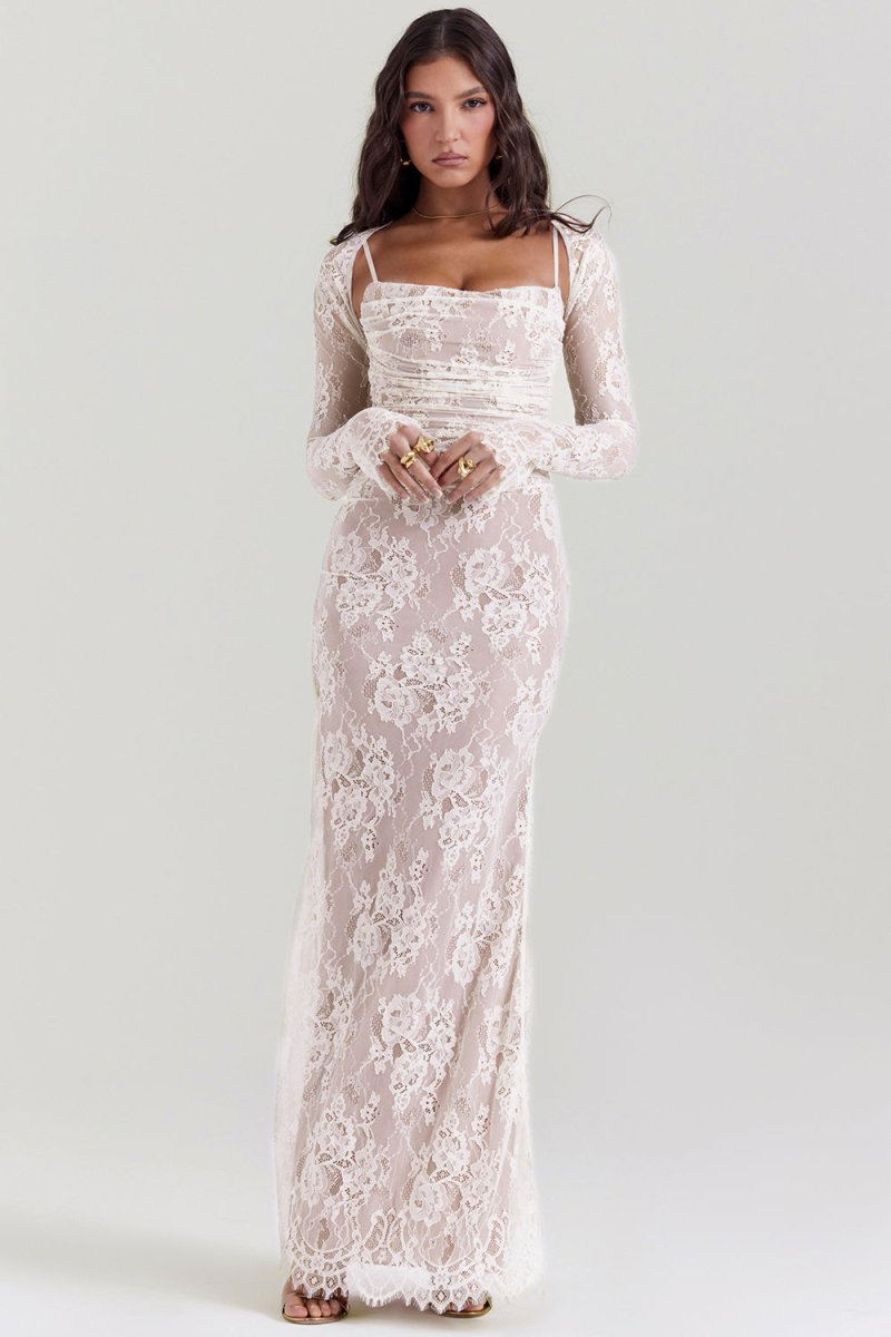 Vintage Elegance – Floral Maxi Dress with Lace Details – Timeless...