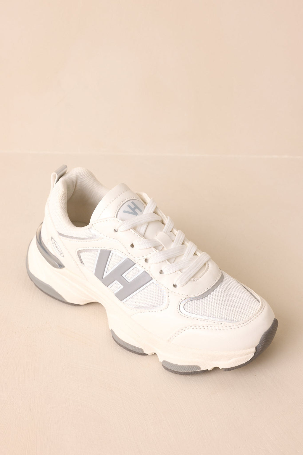 Women's Vintage Havana Dash 10 Grey Sneakers | Sole measures 1.75" 4