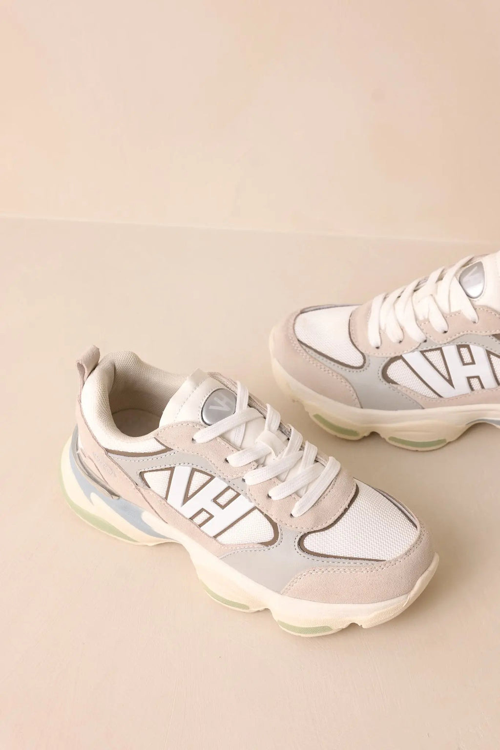 Women's Vintage Havana Dash 12 Baby Blue Sneakers | Sole measures 1.75" 3